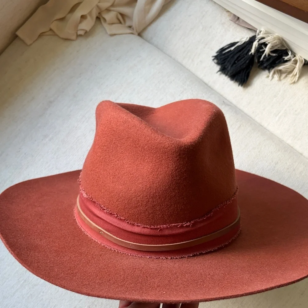 Wide Brim Felt Western Hat in Rust with Leather Band